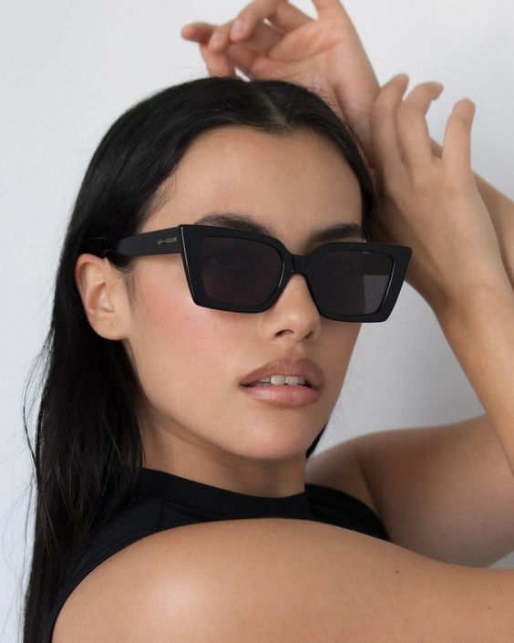 WOMEN'S LUCIA SUNNIES