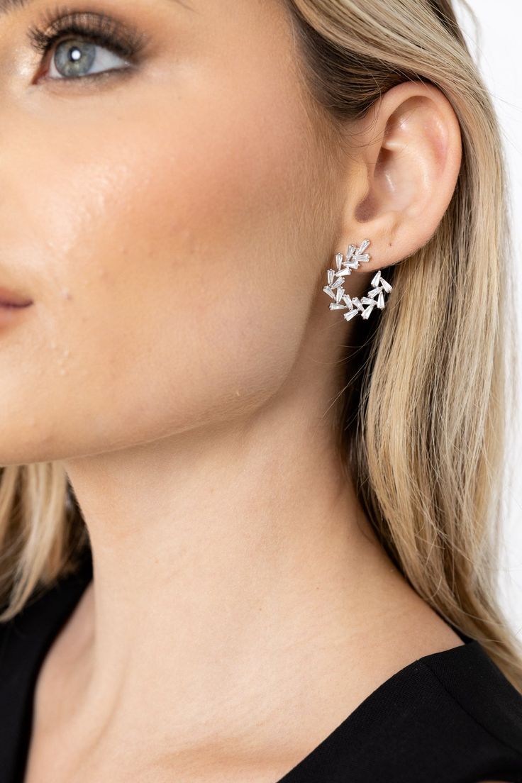 ARIANNA BAGUETTE EARRING