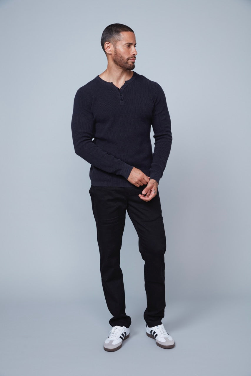 MEN'S LONG SLEEVE HENLEY SWEATER