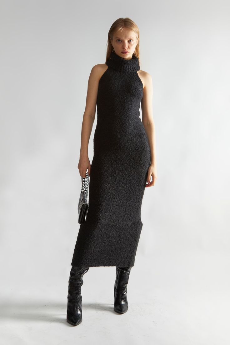 WOMEN'S KNIT TURTLE NECK DRESS