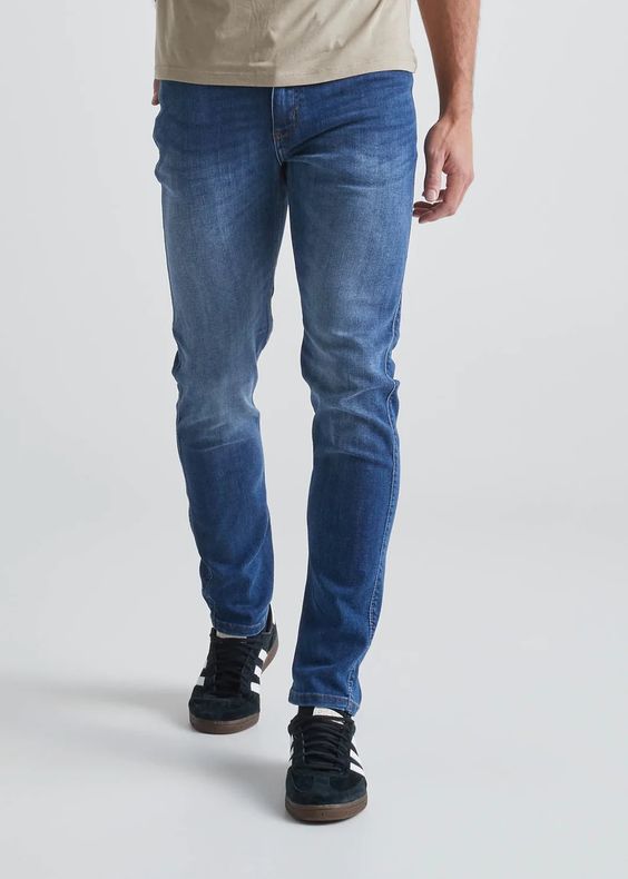 MEN'S PERFORMANCE SLIM JEAN