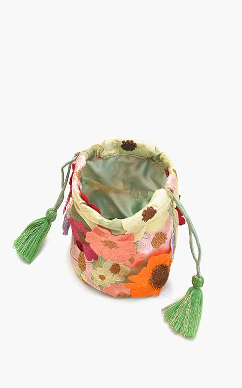 DREAMY ROSE GARDEN BUCKET BAG